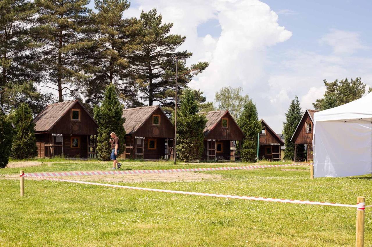 Отель Cejch - Rekreacni Areal S Restauraci Knezmost Экстерьер фото